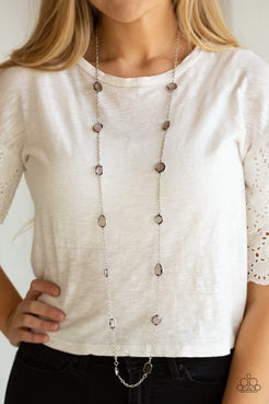 Glassy Glamorous (0082)